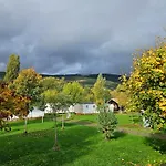 مكان تخييم Pirineos Jacetania 3000 كاستيلو دي جاكا