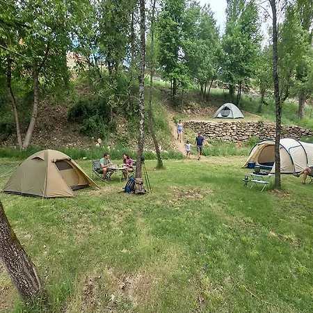 Pirineos Jacetania 3000 Camping *